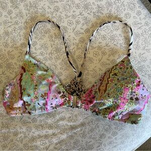 Victoria's Secret Pink Green Floral Bikini Top Boho Bohemian Colorful Crochet m